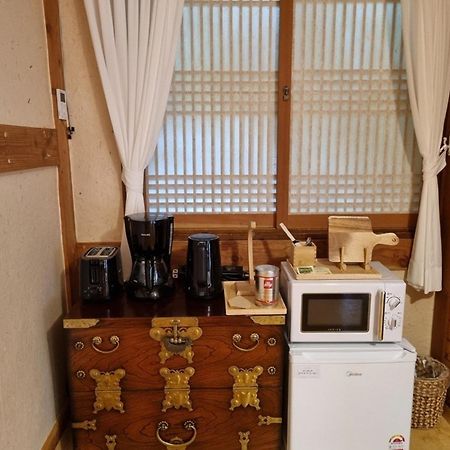 Hanok Gotaek Goeul Jeonju Exteriör bild