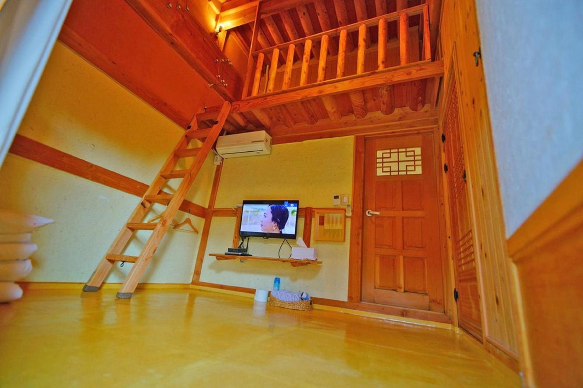 Hanok Gotaek Goeul Jeonju Exteriör bild