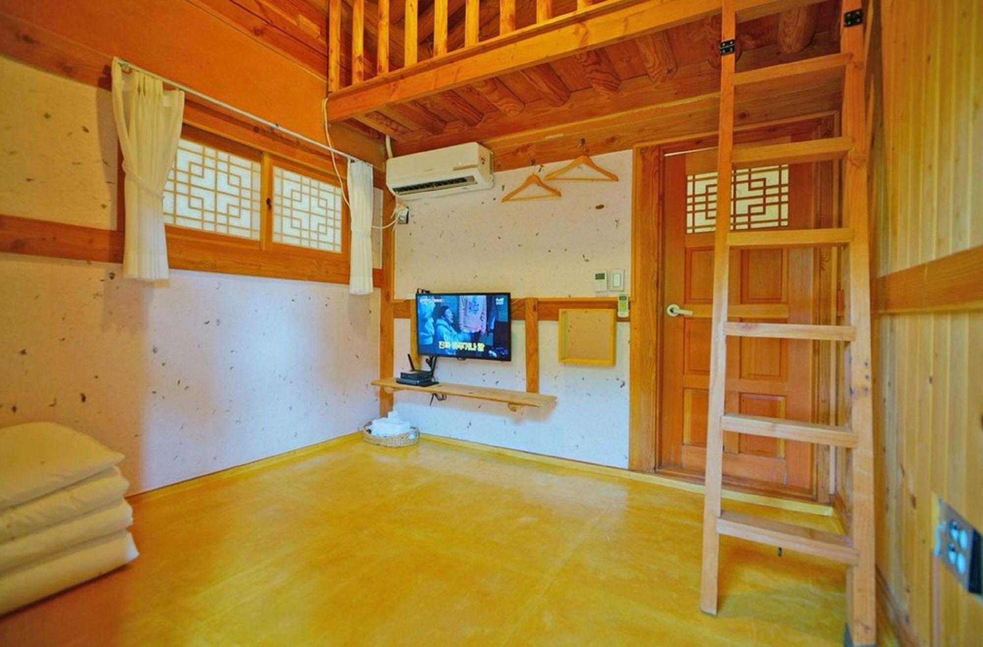 Hanok Gotaek Goeul Jeonju Exteriör bild