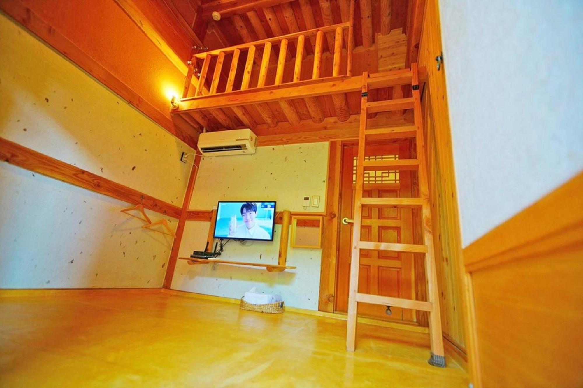 Hanok Gotaek Goeul Jeonju Exteriör bild