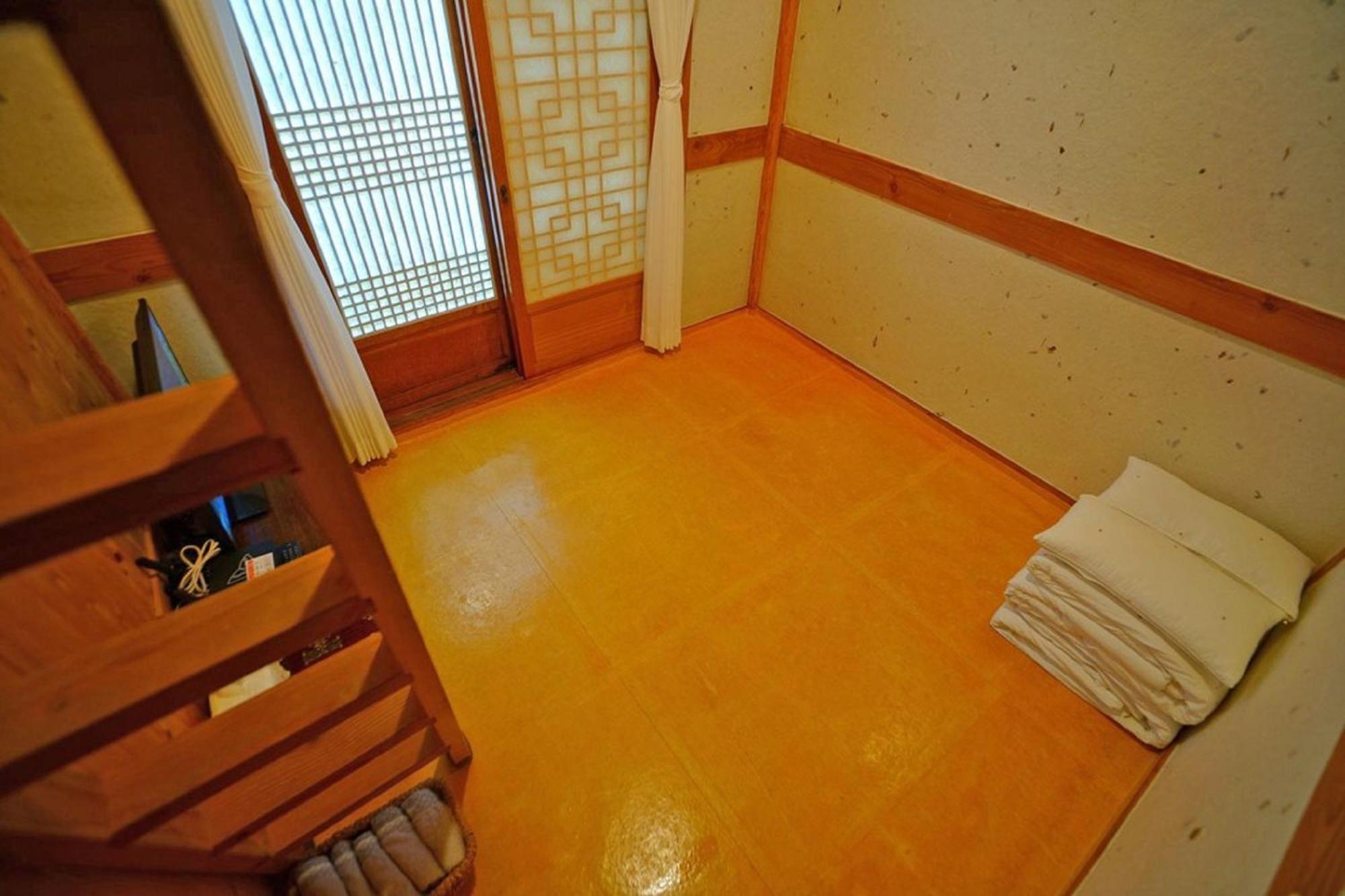 Hanok Gotaek Goeul Jeonju Exteriör bild