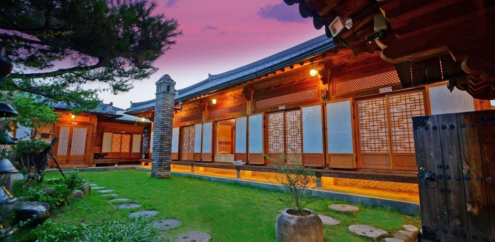 Hanok Gotaek Goeul Jeonju Exteriör bild