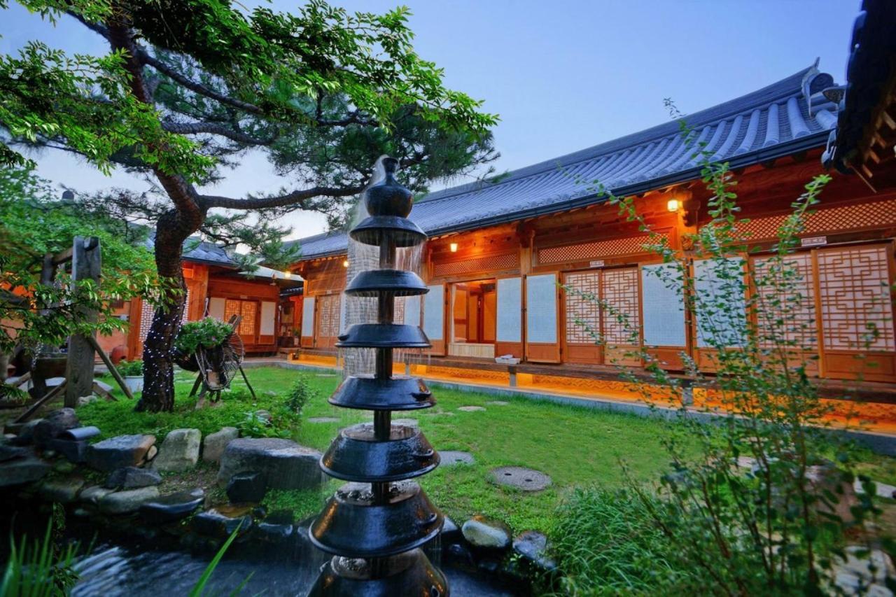 Hanok Gotaek Goeul Jeonju Exteriör bild